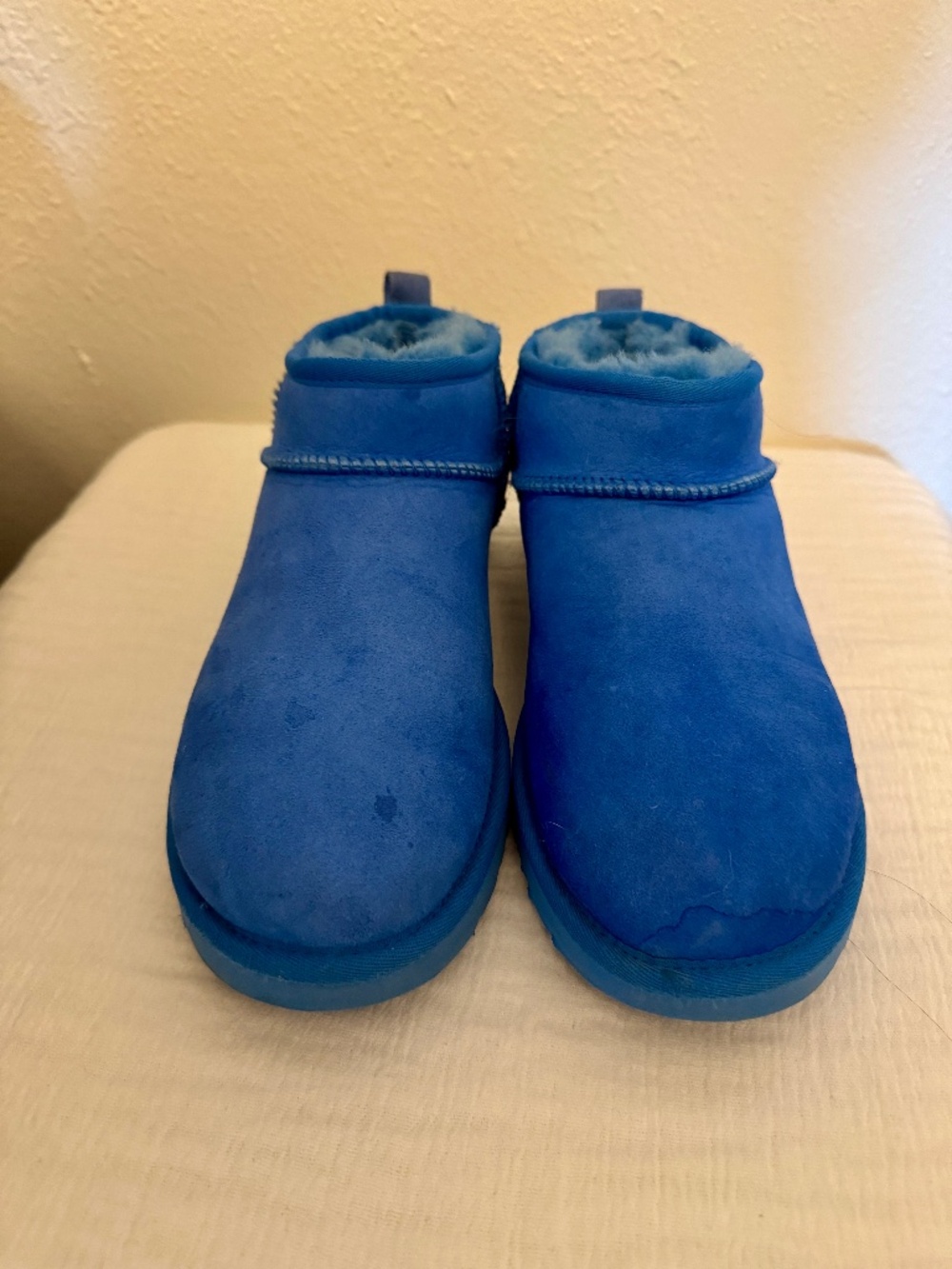 UGG Women's Ultra Mini Platform Boots Bright Blue Size 10